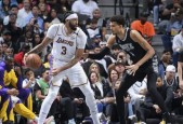 NBA常规赛詹姆斯三双再创新纪录 浓眉40+12 文班28+14 湖人拔刺取4连胜