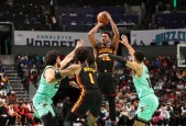 NBA常规赛特雷-杨14分 杰伦-约翰逊20+9 米勒32+8 老鹰力克黄蜂